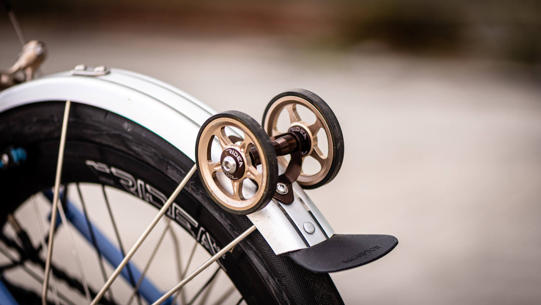 Rear mudguard rollers for Brompton
